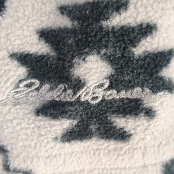 Eddie Bauer Pullover - Picture 3 of 4